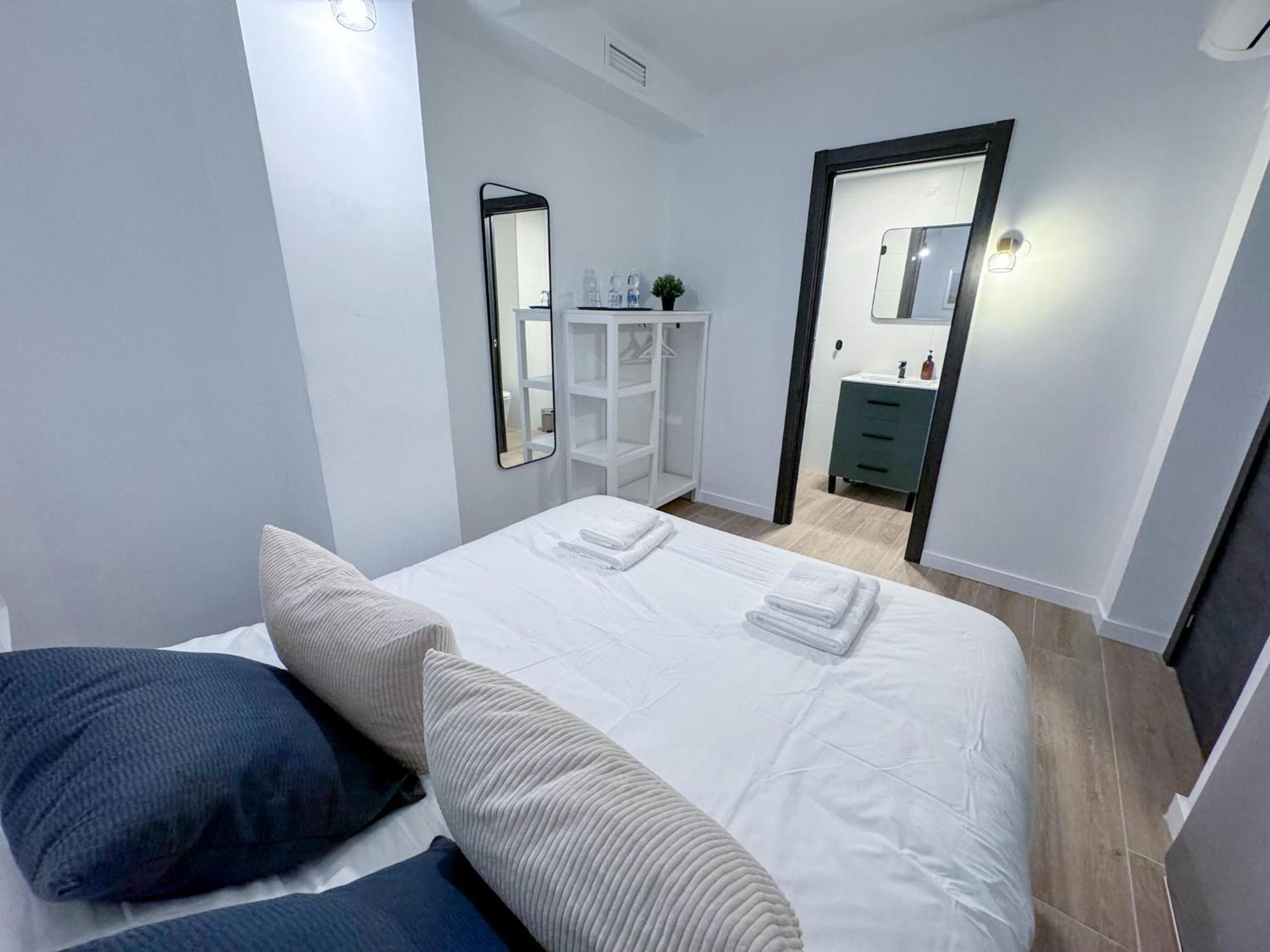 Zur Boutique Hostel Fuengirola Bagian luar foto
