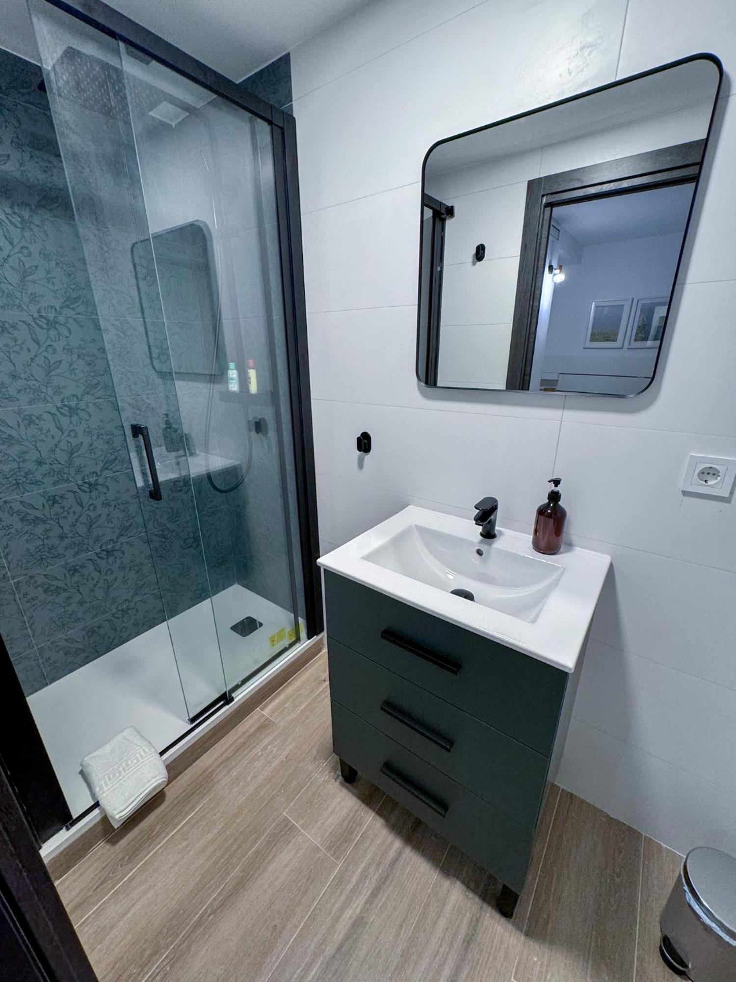 Zur Boutique Hostel Fuengirola Bagian luar foto