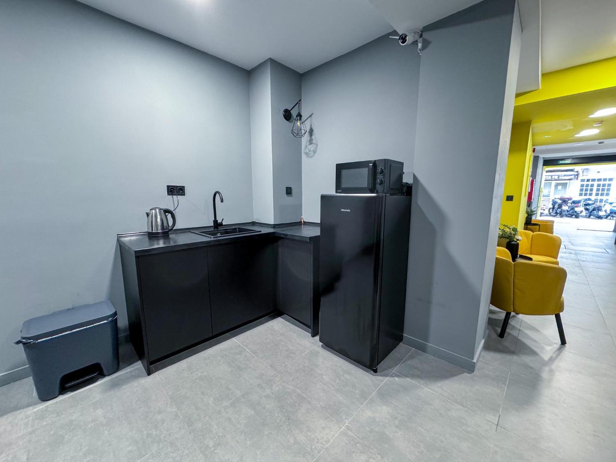 Zur Boutique Hostel Fuengirola Bagian luar foto