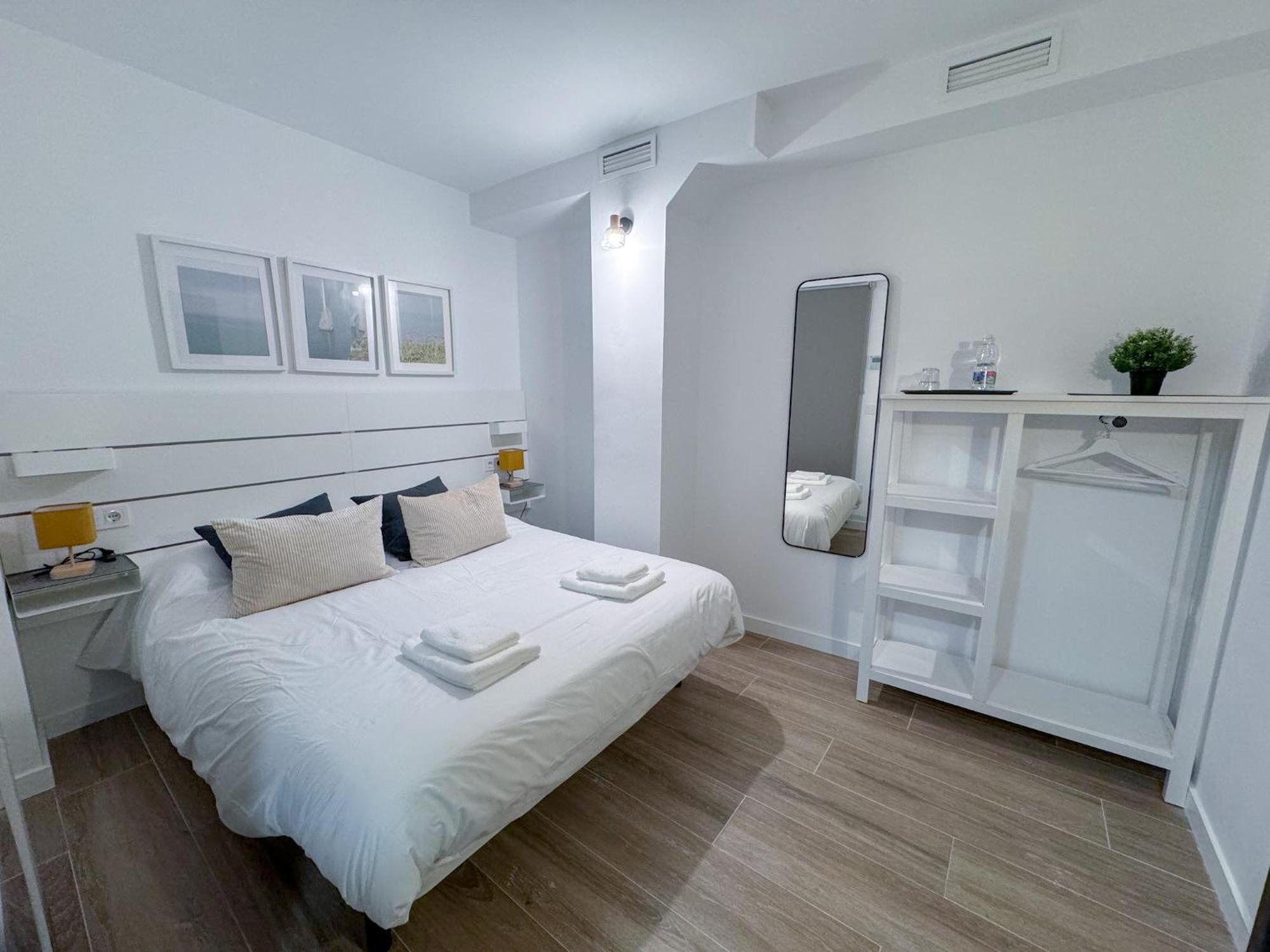 Zur Boutique Hostel Fuengirola Bagian luar foto